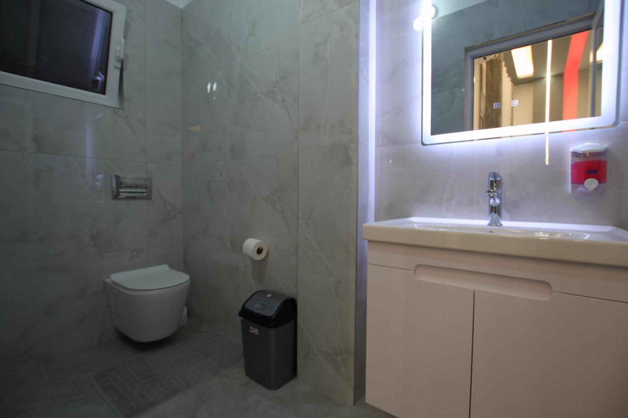 Vila Roxhest Sarandë Exterior foto