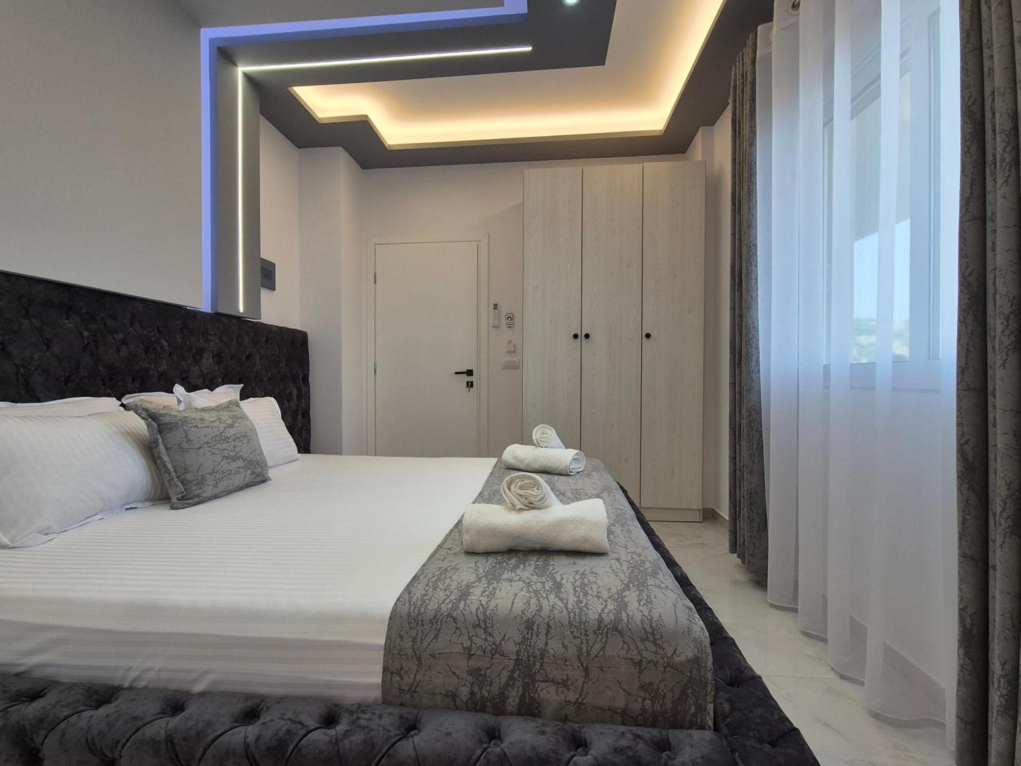 Vila Roxhest Sarandë Exterior foto