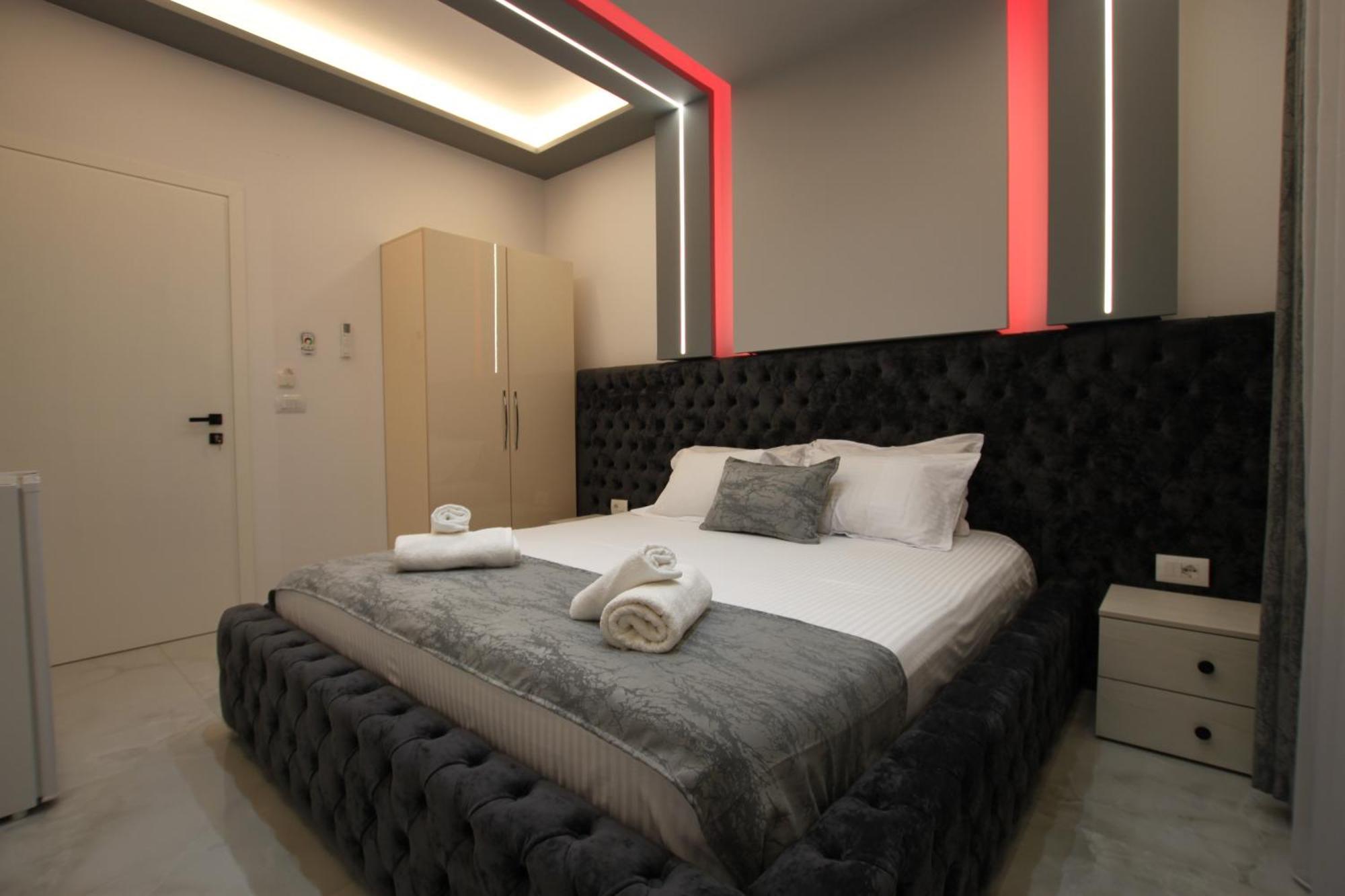 Vila Roxhest Sarandë Exterior foto